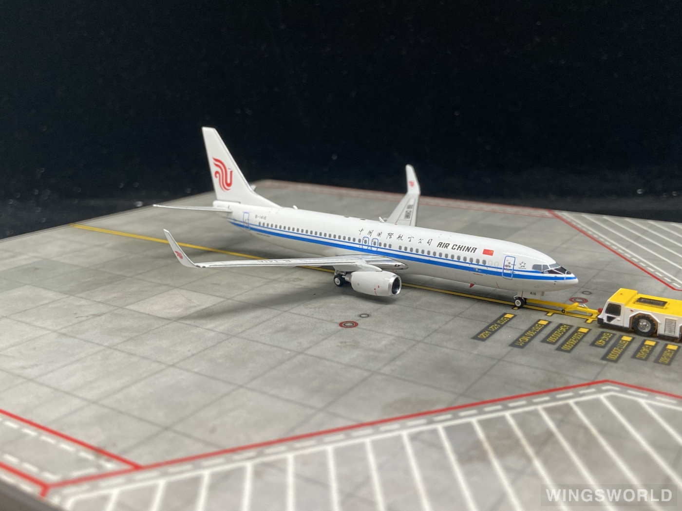 Phoenix 1:400 PH11394 Air China 中国国际航空 Boeing 737-800 B-1416