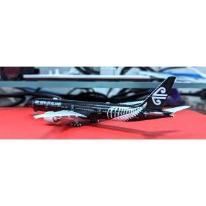 Air New Zealand 新西兰航空 Boeing 777-300ER ZK-OKQ  XX40006 JC Wings 1:400