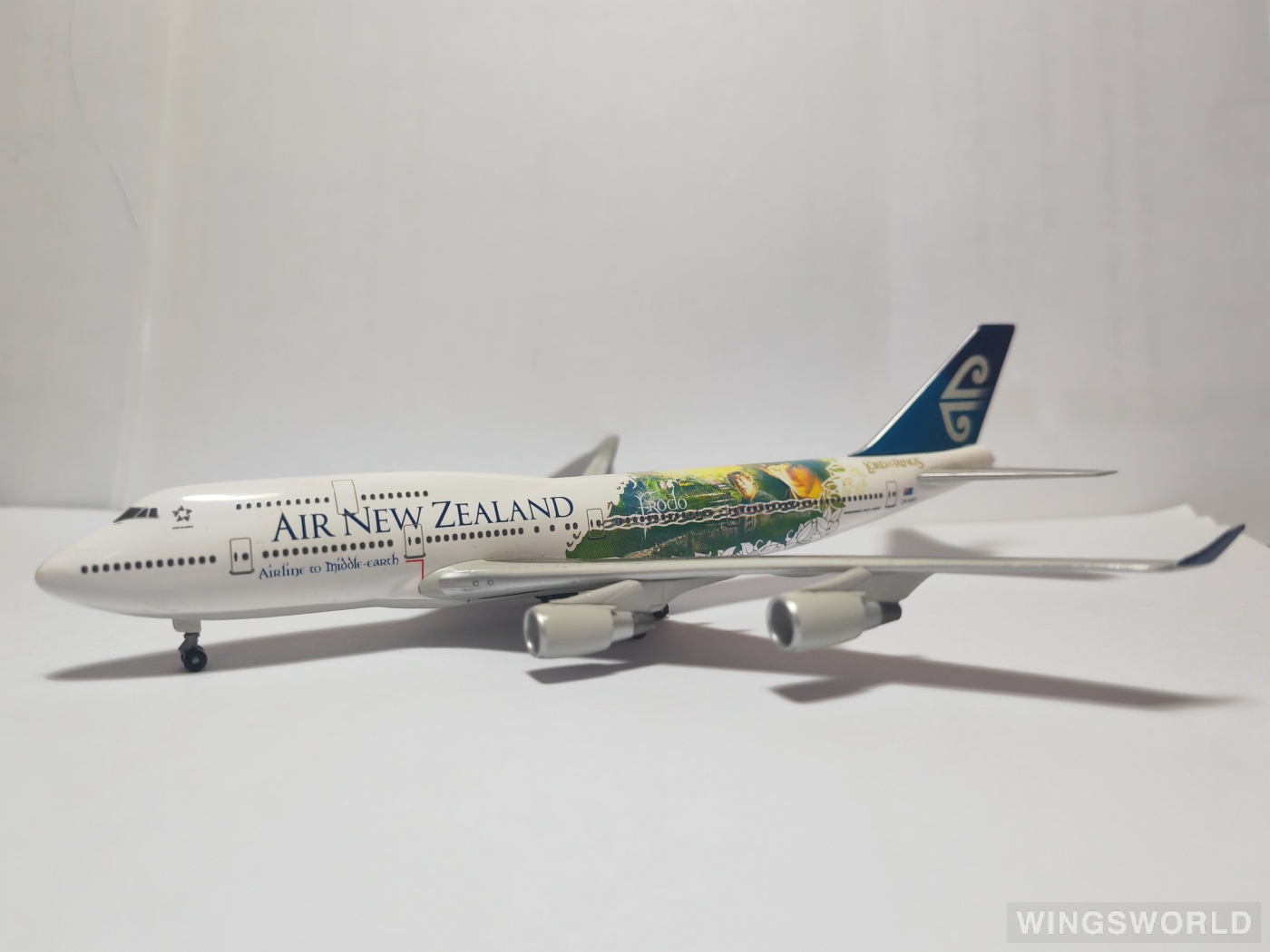 Dragon Models 1:400 Boeing 747-400 Air New Zealand 新西兰航空