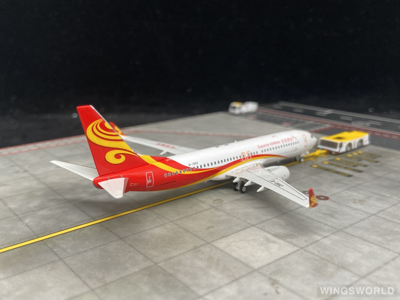 NGmodels 1:400 NG58069 Suparna Airlines 金鹏航空 Boeing 737-800 B-1992