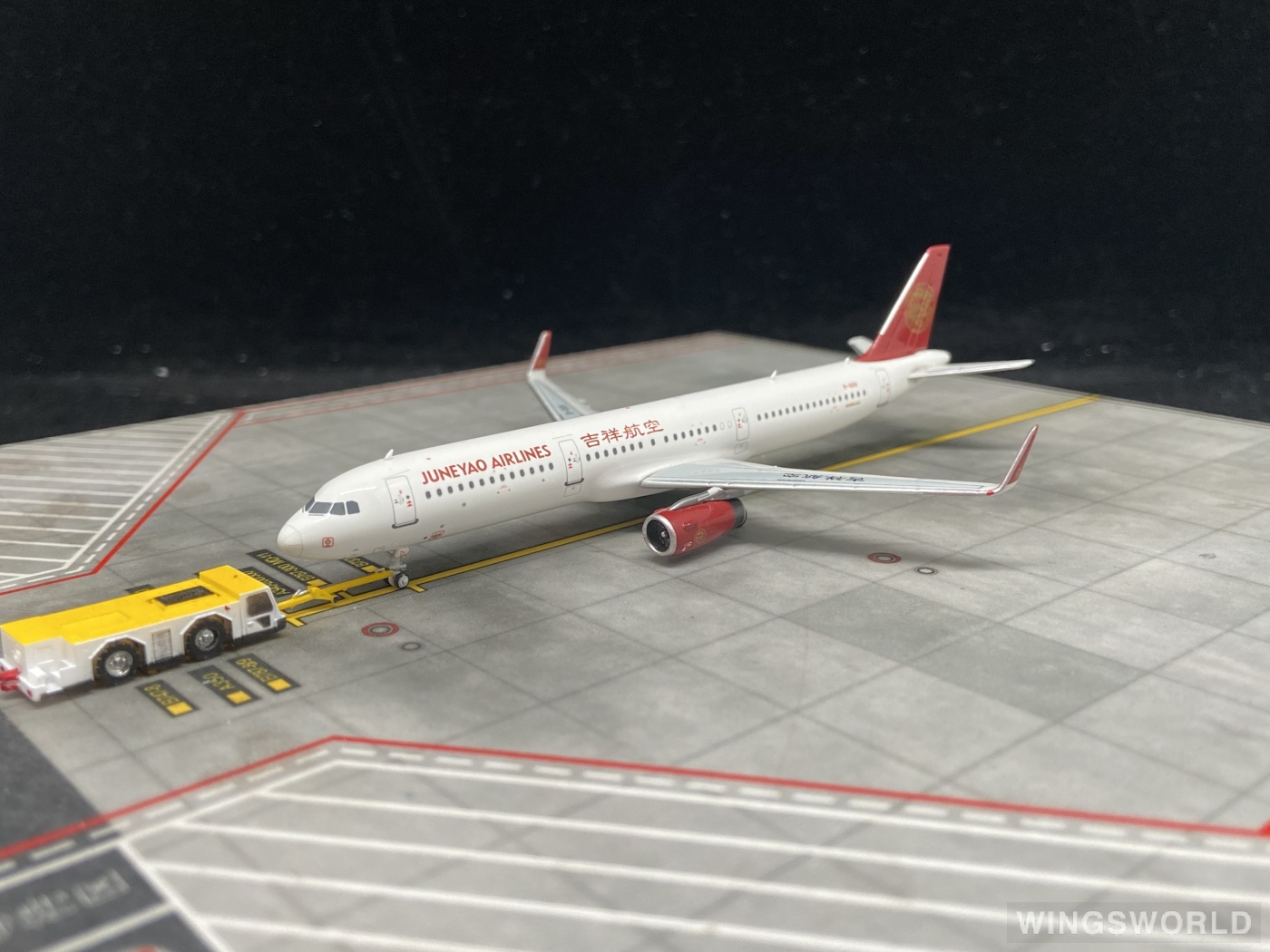 HYJLwings 1:400 HYJL81040 Juneyao Airlines 吉祥航空 Airbus A321 B-1001