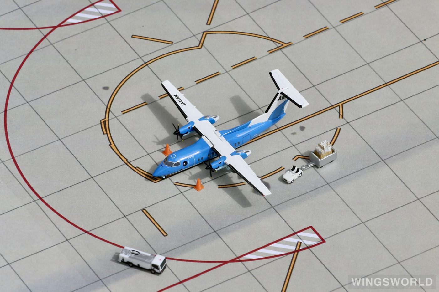 Geminijets 1:400 GJ7081AM Amakusa Airlines AMX 日本天草航空 Bombardier Dash 8-100 JA81AM