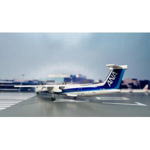 ANA 全日空 Bombardier Dash 8-400 JA854A  DH28010 Hogan 1:200