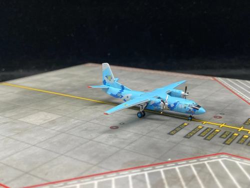 Ukrainian Air Force 乌克兰空军 Antonov An-26 08 LH4327 JC Wings 1:400