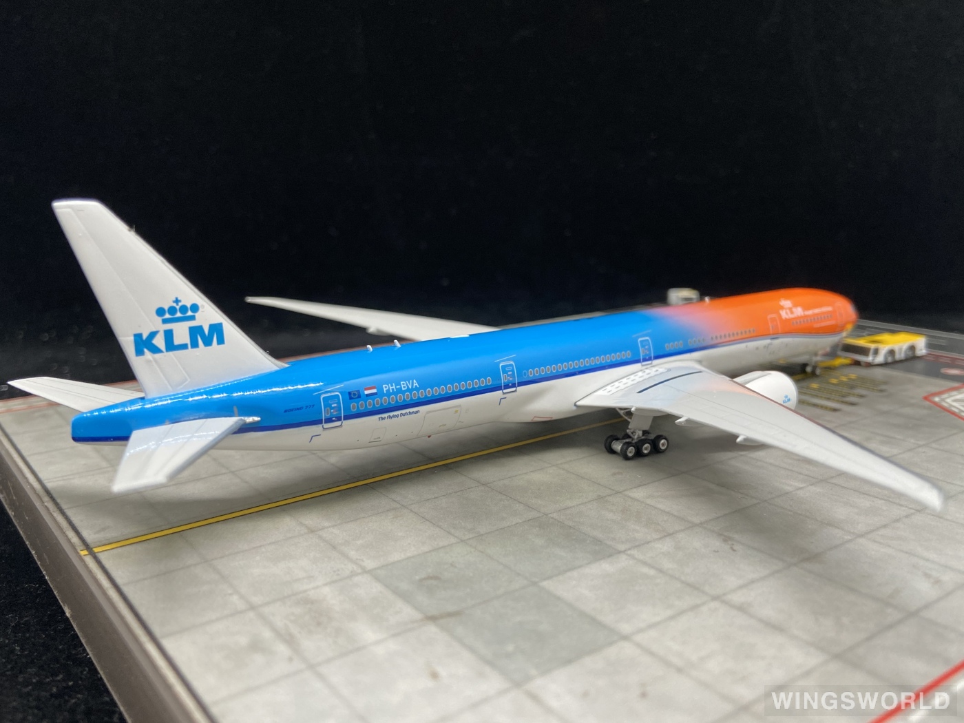 Phoenix 1:400 PH11286 KLM 荷兰皇家航空 Boeing 777-300ER PH-BVA