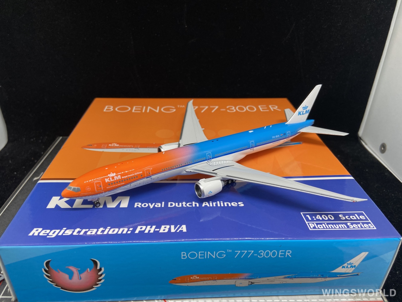 Phoenix 1:400 PH11286 KLM 荷兰皇家航空 Boeing 777-300ER PH-BVA