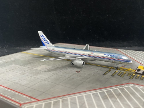 Boeing 波音公司 Boeing 757-200 N505EA POLISHED NG53001A NGmodels 1:400