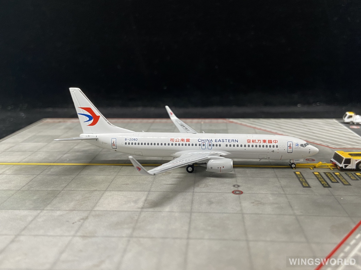 HYJLwings 1:400 HY730007 China Eastern 中国东方航空 Boeing 737-800 B-208D