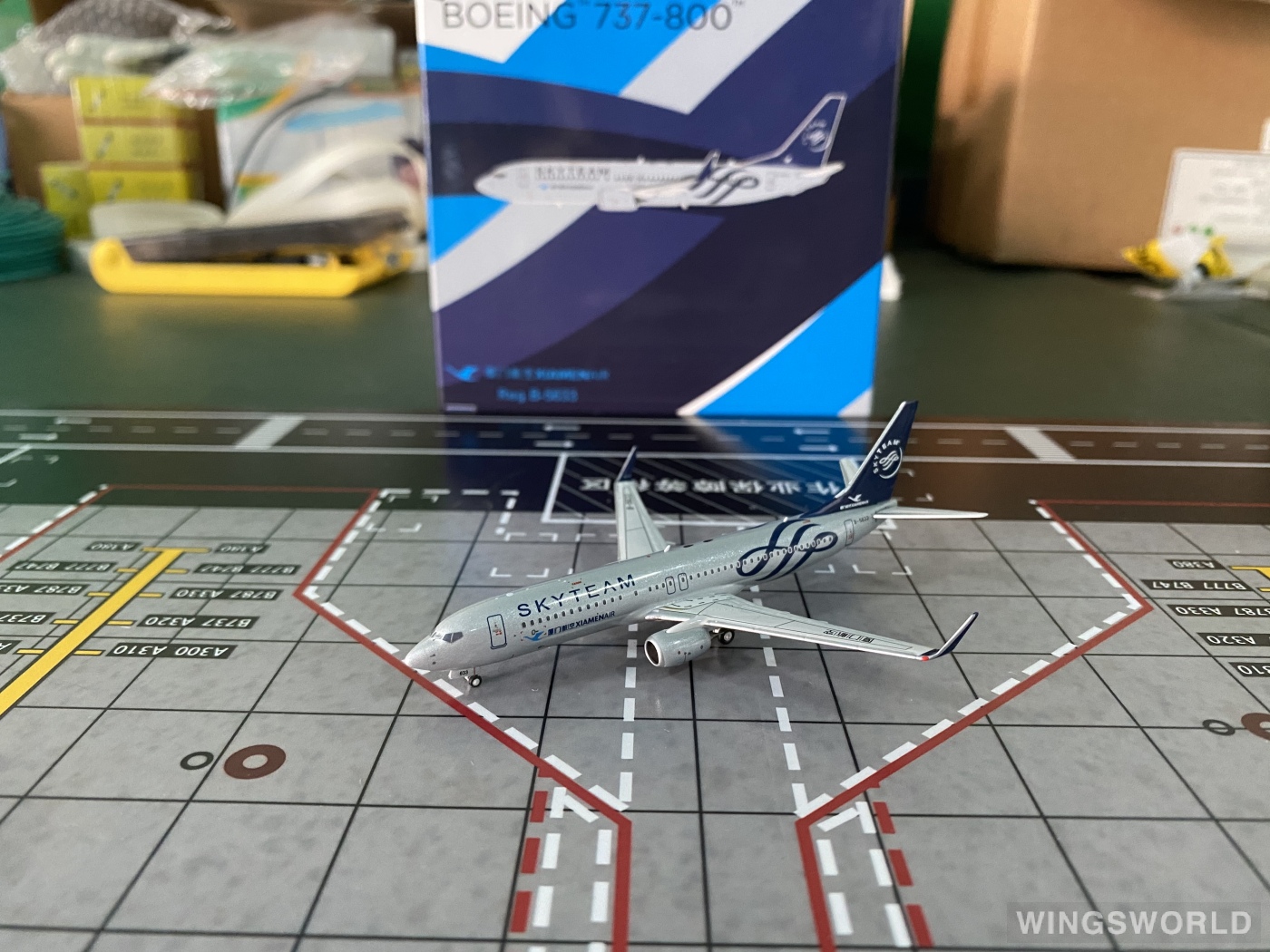 NGmodels 1:400 NG58208 XiamenAir 厦门航空 Boeing 737-800 B-5633