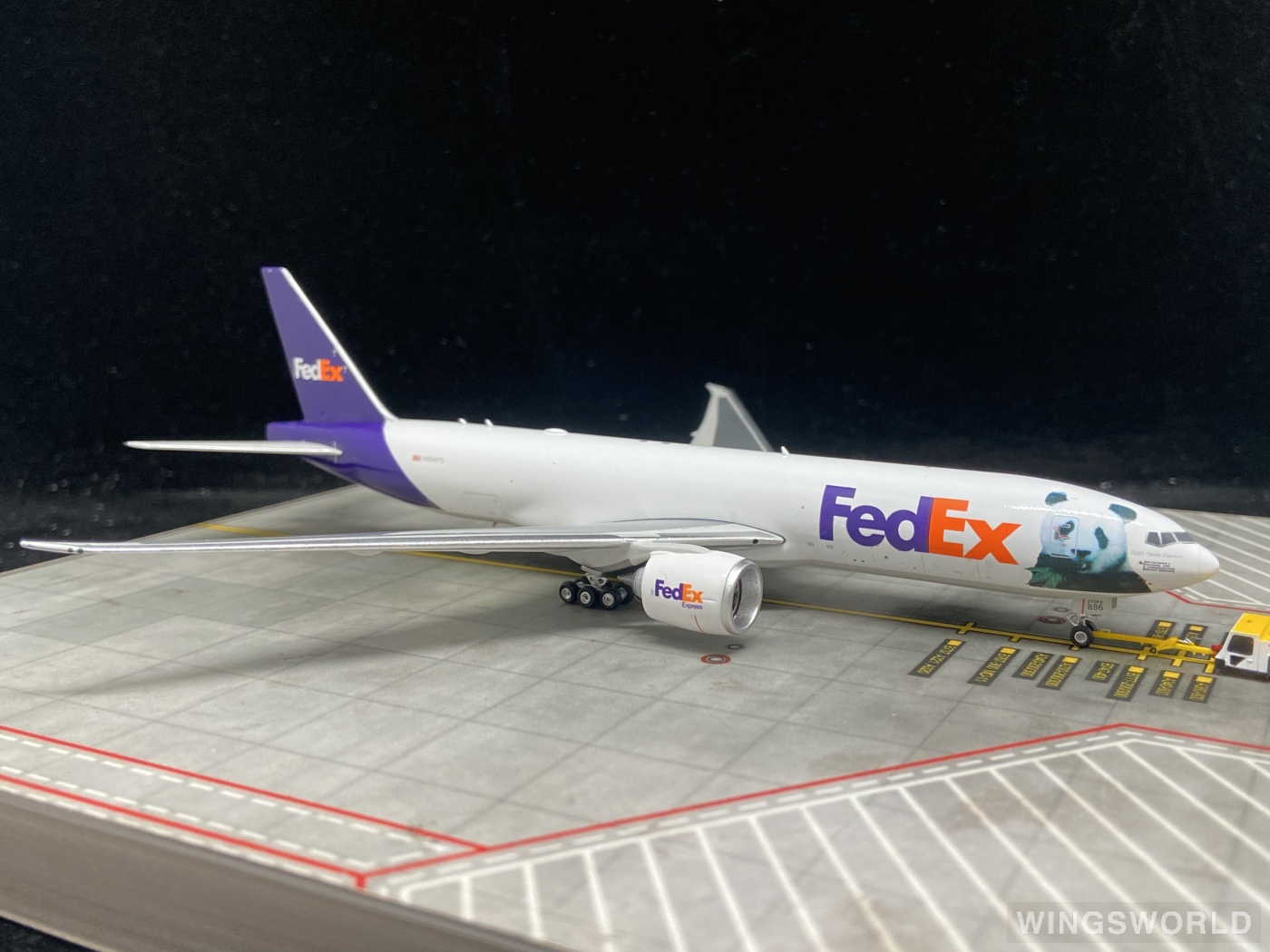 Phoenix 1:400 PH04574 FedEx 联邦快递 Boeing 777F N886FD