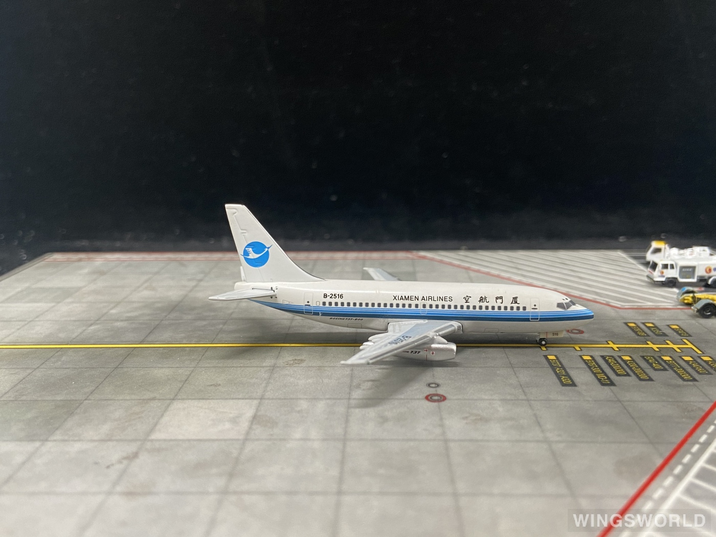 AeroClassics 1:400 AC18097 XiamenAir 厦门航空 Boeing 737-200 B-2516