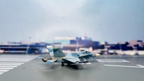 U.S. Navy 美国海军 McDonnell Douglas F/A-18 AF00  WA22104 Gulliver 1:200