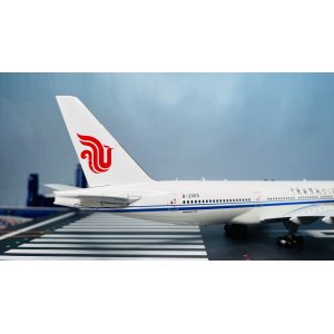 Air China 中国国际航空 Boeing 777-200 B-2065  AV2089 Aviation200 1:200
