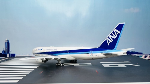 ANA 全日空 Boeing 777-200ER JA744A JF-777-2-003 JFOX 1:200