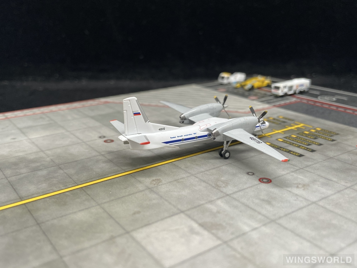 JC Wings 1:400 LH4329 Russian Aircraft Corporation Antonio AN-32 48119