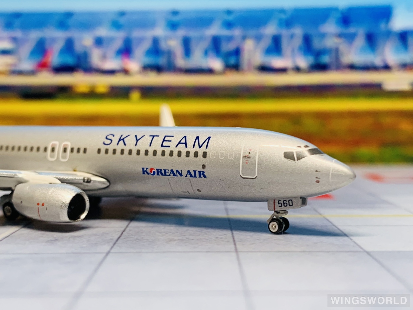 Phoenix 1:400 PH10616 Korean Air 大韩航空 Boeing 737-800 HL7560
