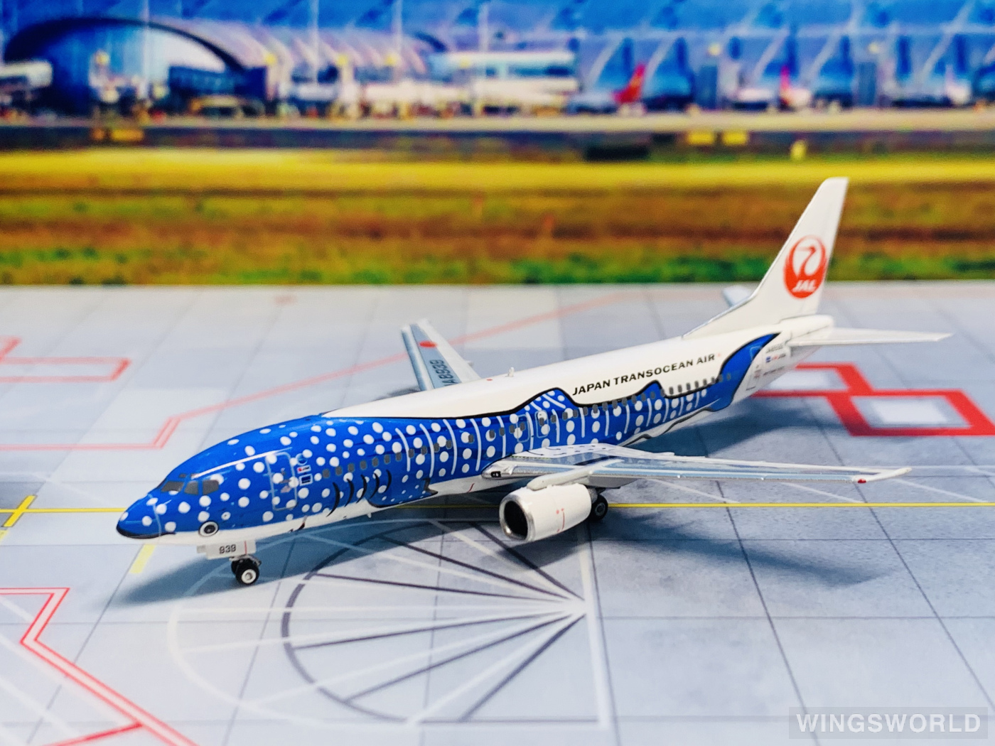 Phoenix 1:400 PH10984 Japan Airlines 日本航空 Boeing 737-400 JA8939