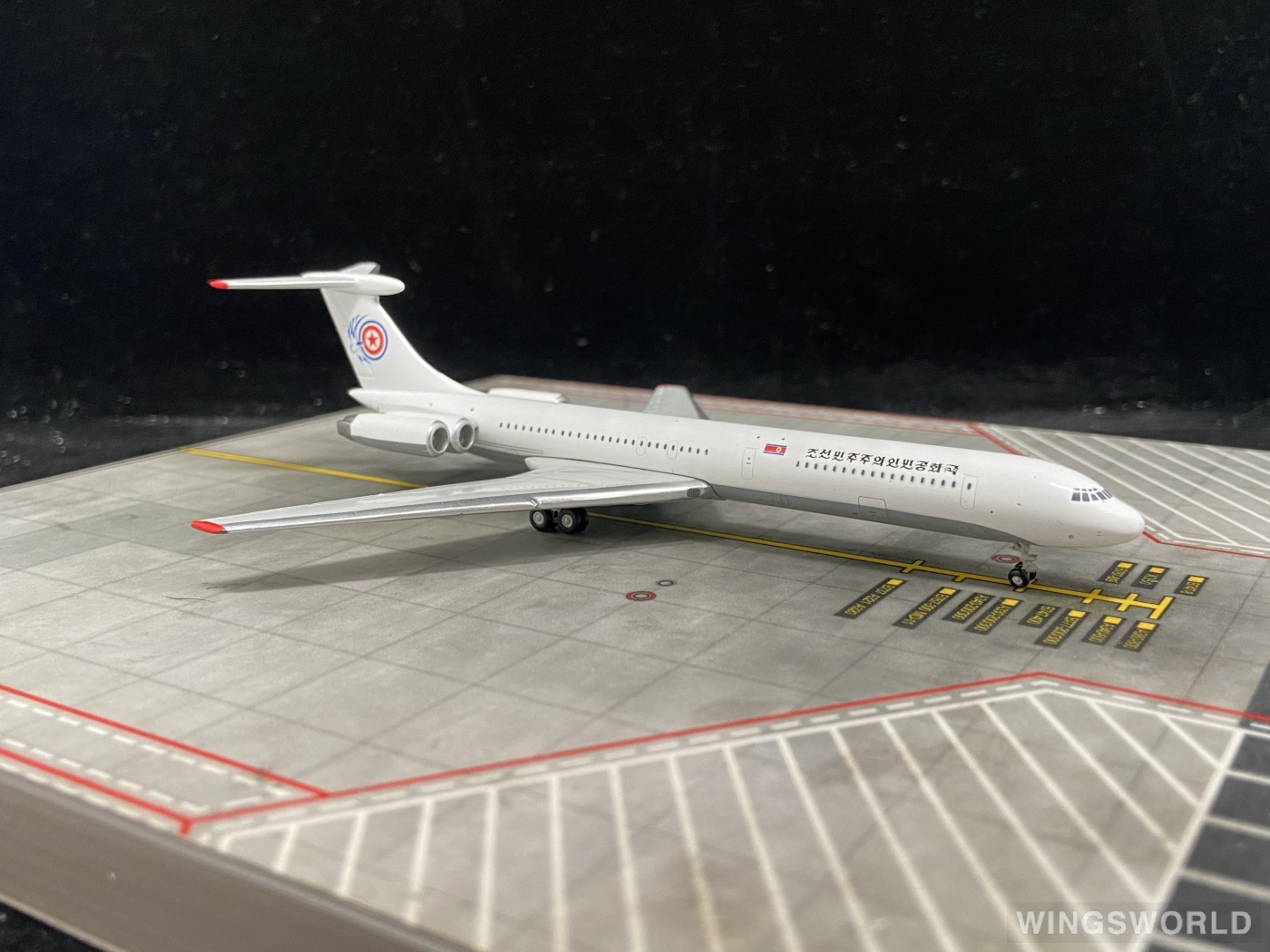 JC Wings 1:400 KD4104 Air Koryo 朝鲜高丽航空 Ilyushin Il-62 P-618