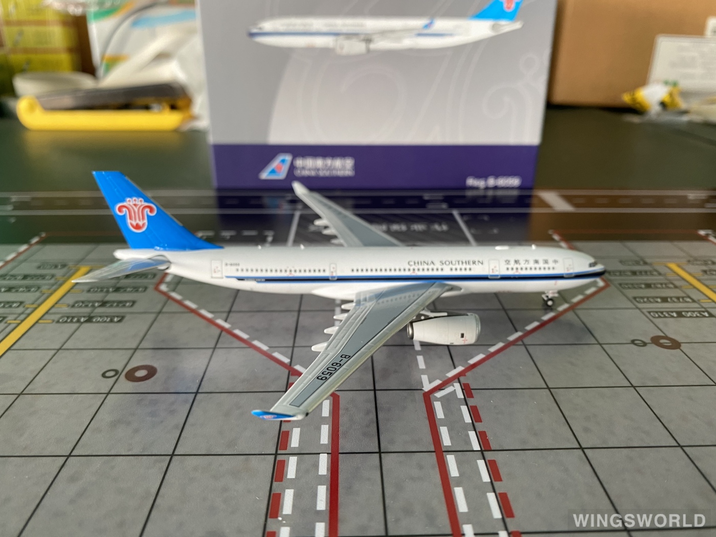 NGmodels 1:400 NG61072 China Southern 中国南方航空 Airbus A330-200 B-6059