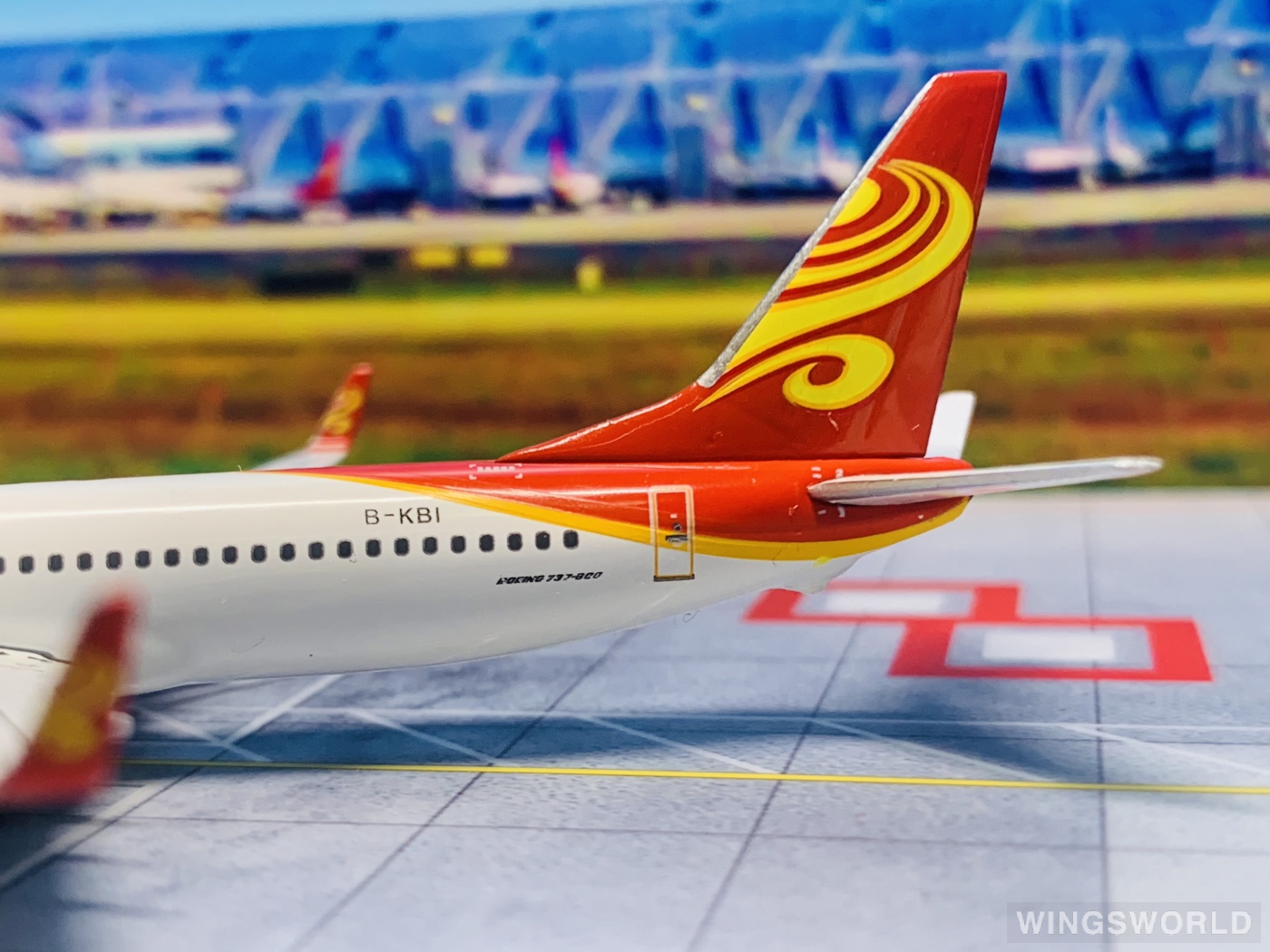 Witty 1:400 WT4738004 Hong Kong Airlines 香港航空 Boeing 737-800 B-KBI