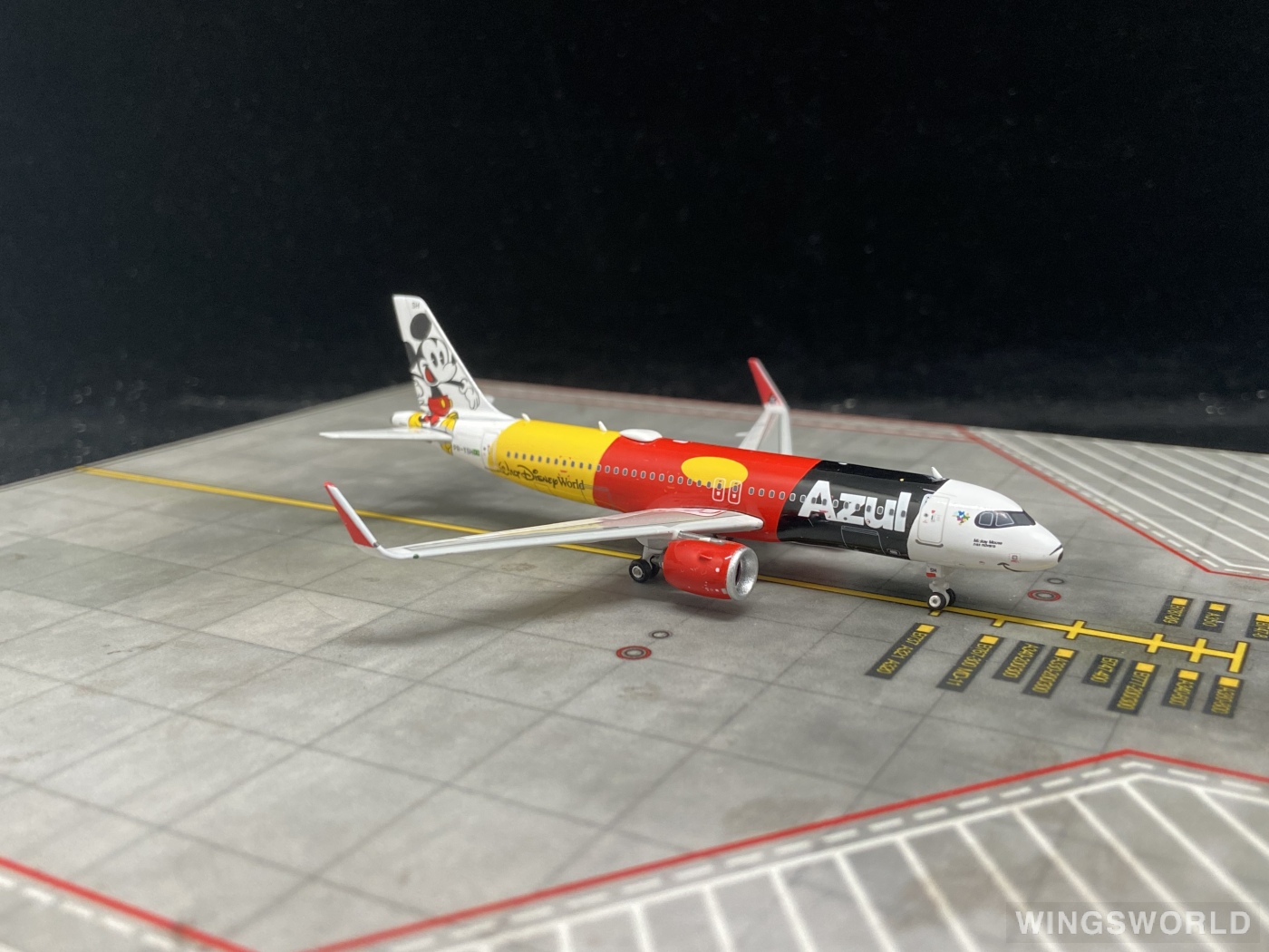 Phoenix 1:400 PH04433 Azul 蓝色巴西航空 Airbus A320neo PR-YSH