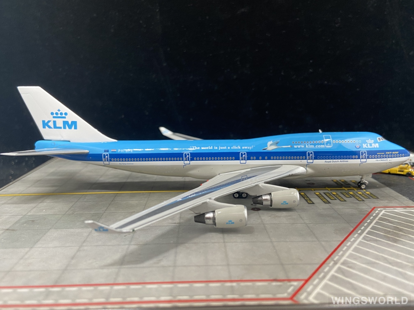 Phoenix 1:400 PH11619 KLM 荷兰皇家航空 Boeing 747-400 PH-BFE