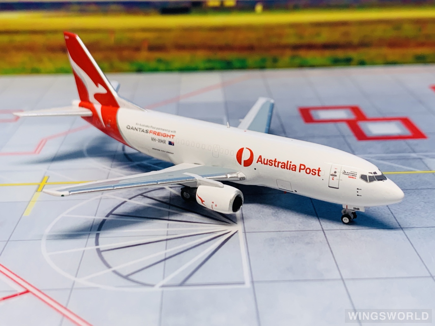 Pandamodel 1:400 PMVHXMR Qantas 澳洲航空 Boeing 737-300 VH-XMR