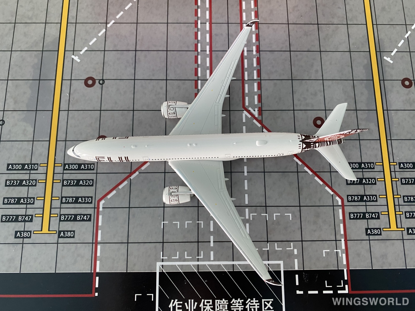 Phoenix 1:400 PH11653 Fiji Airways 斐济航空 Airbus A350-900 DQ-FAI