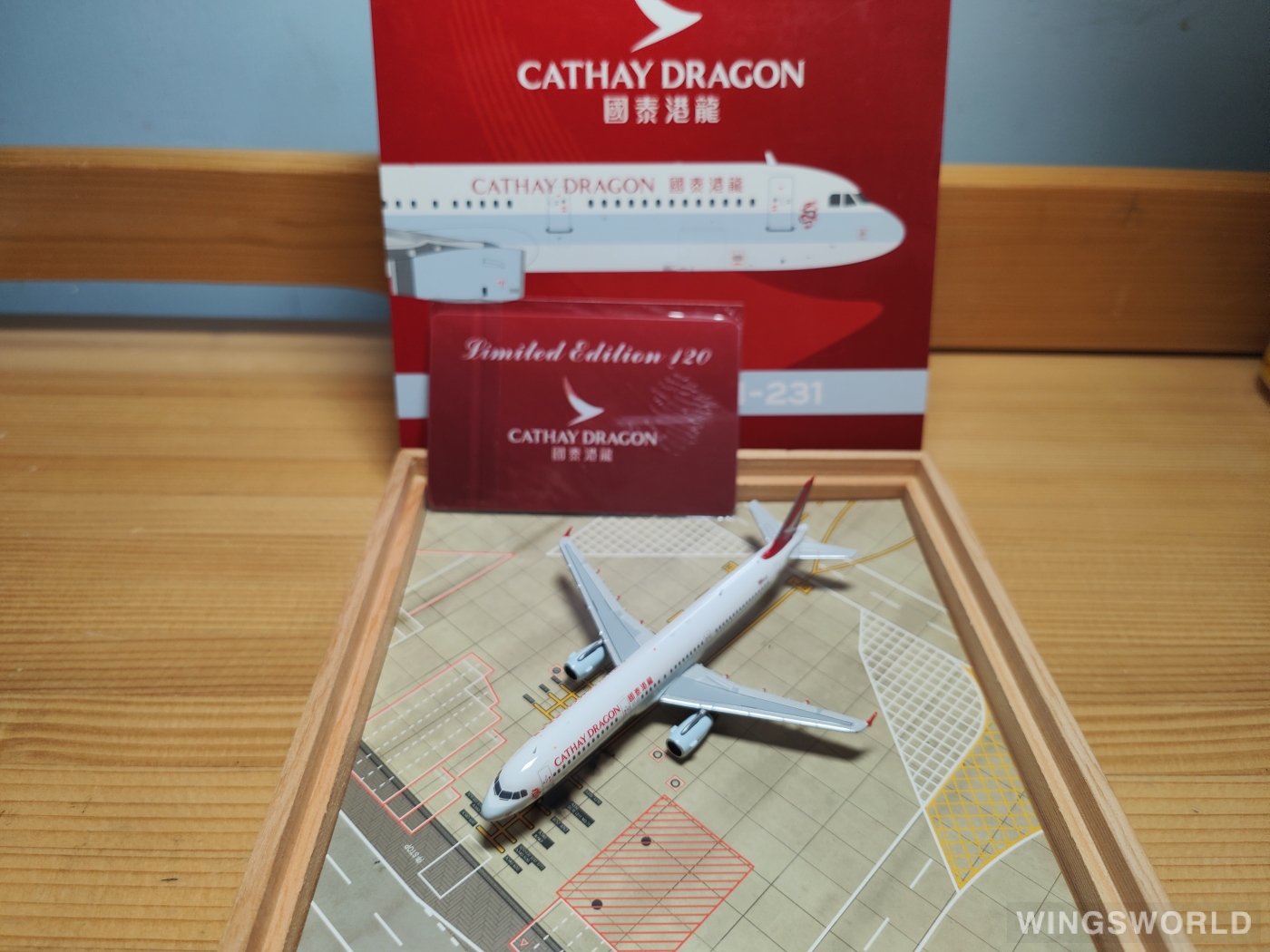 HYJLwings 1:400 HYJL81099 Cathay Dragon 国泰港龙航空 Airbus A321 B-HTF