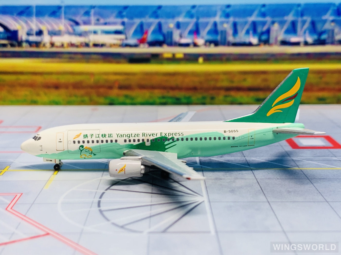 AeroClassics 1:400 ACB5055 Yangtze River Express 扬子江快运航空 Boeing 737-300 B-5055