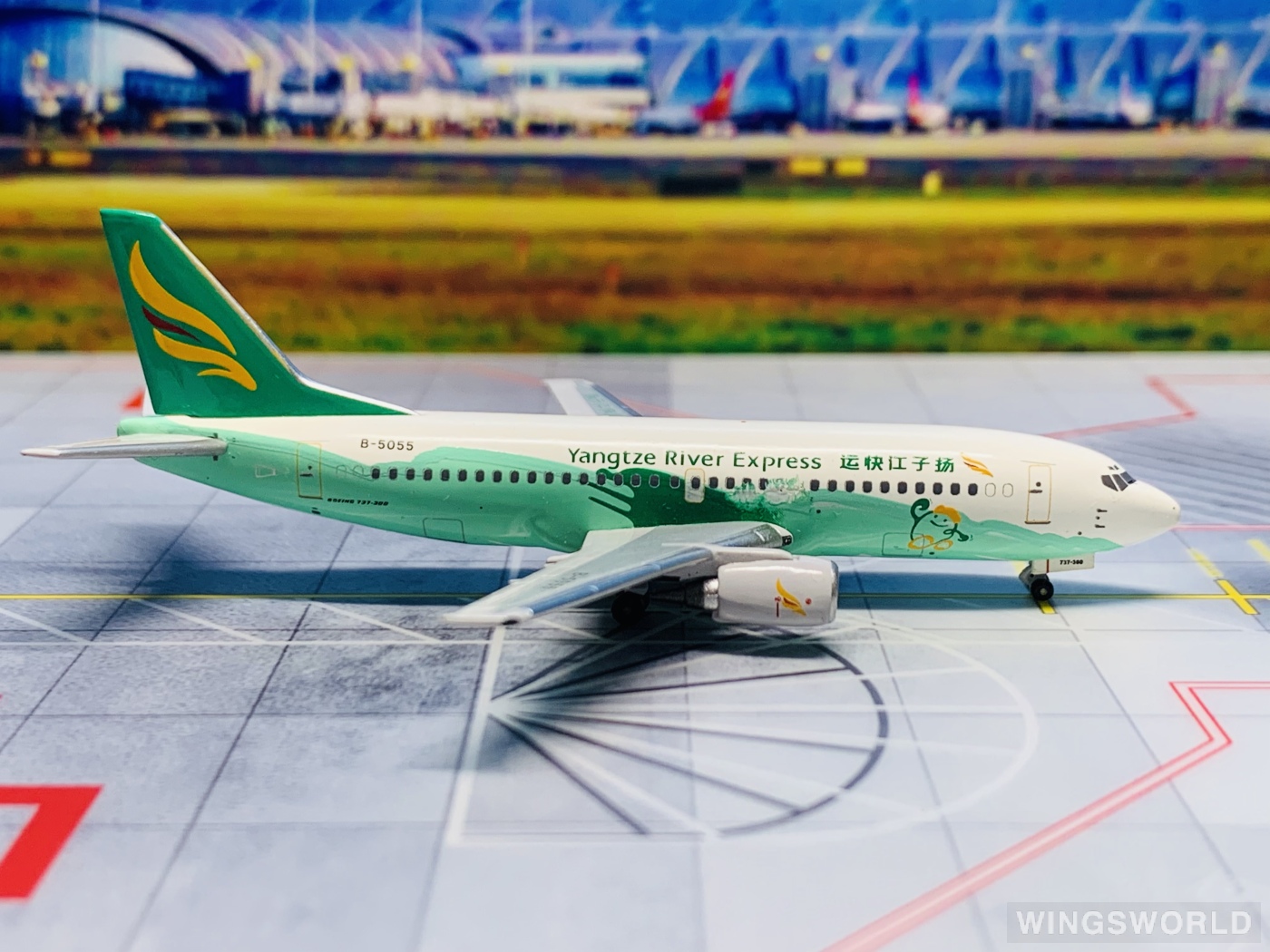 AeroClassics 1:400 ACB5055 Yangtze River Express 扬子江快运航空 Boeing 737-300 B-5055