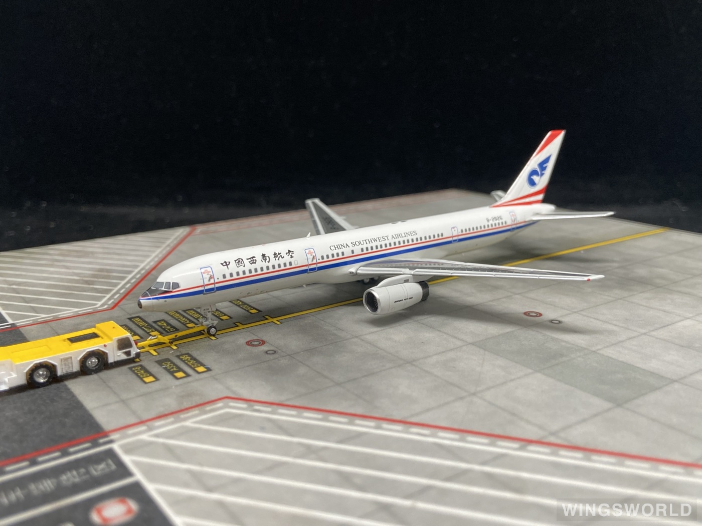NGmodels 1:400 NG53015 China Southwest Airlines 中国西南航空 Boeing 757-200 B-2826