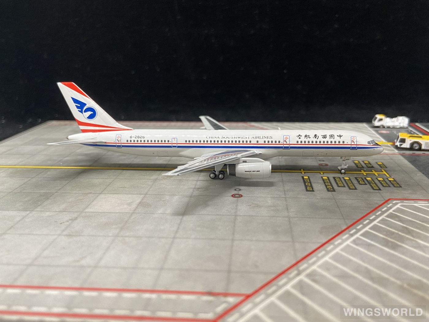 NGmodels 1:400 NG53015 China Southwest Airlines 中国西南航空 Boeing 757-200 B-2826