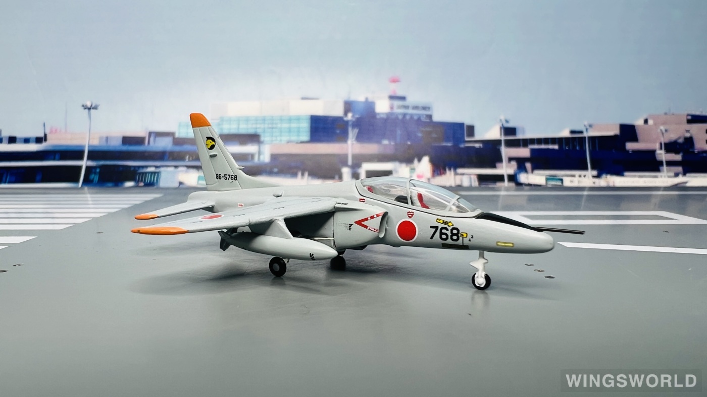 ガリバー200 1/200 T-4 航空自衛隊 JASDF 第8飛行隊 #794 Amazon | ガリバー 200 1/200 F-1 第3航空団 第8飛行隊 三沢基地