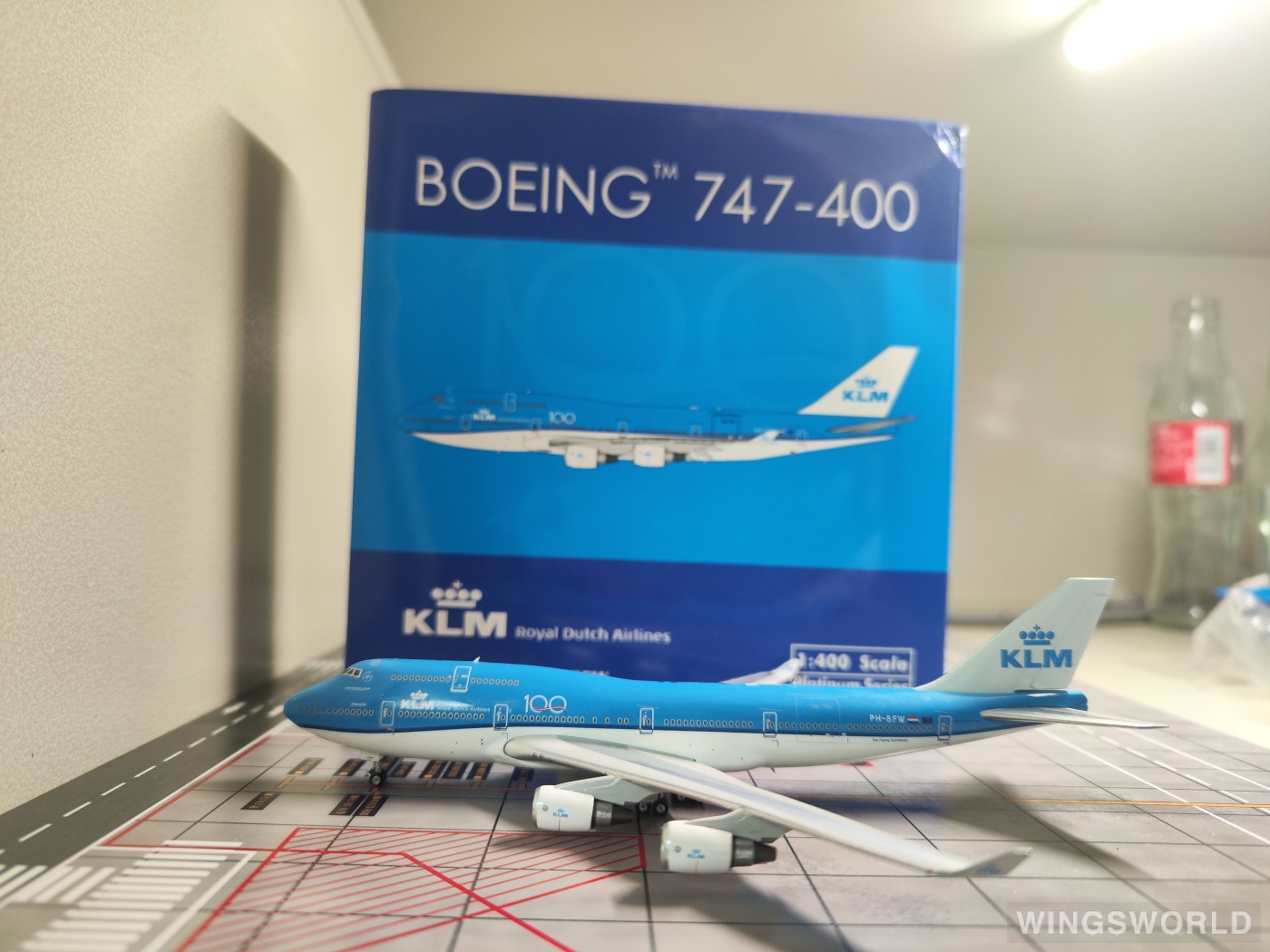 Phoenix 1:400 PH11562 KLM 荷兰皇家航空 Boeing 747-400 PH-BFW