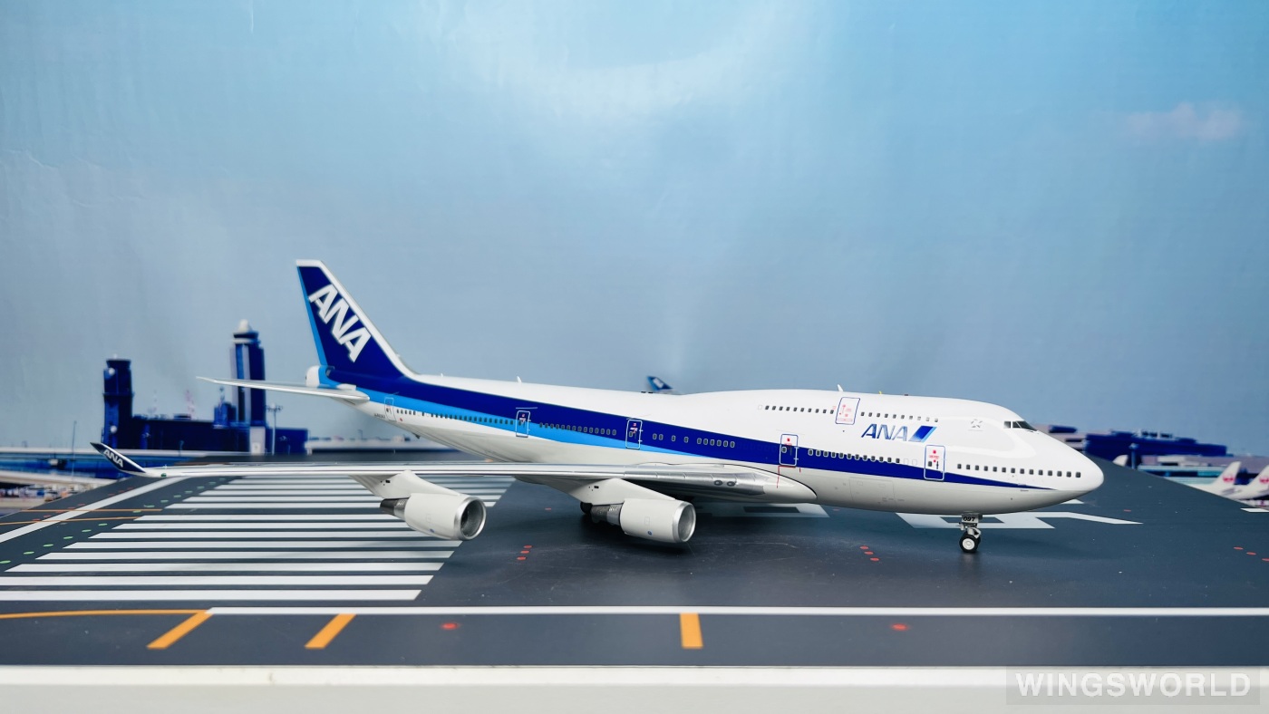 Amazon.com: Phoenix ANA Happy Flight for Boeing 747-400