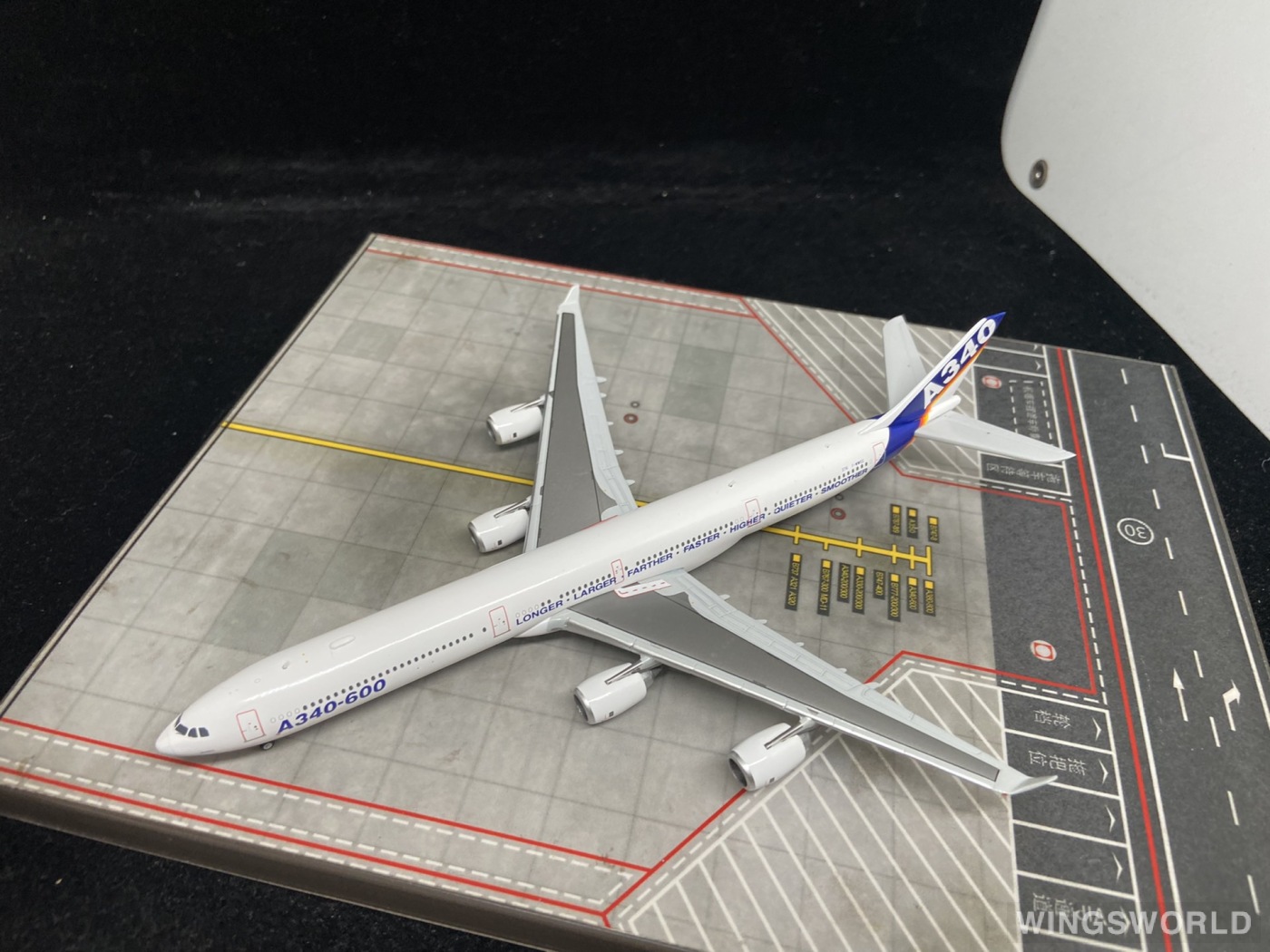 JC Wings 1:400 LH4167 Airbus 空中客车 Airbus A340-600 F-WWCC