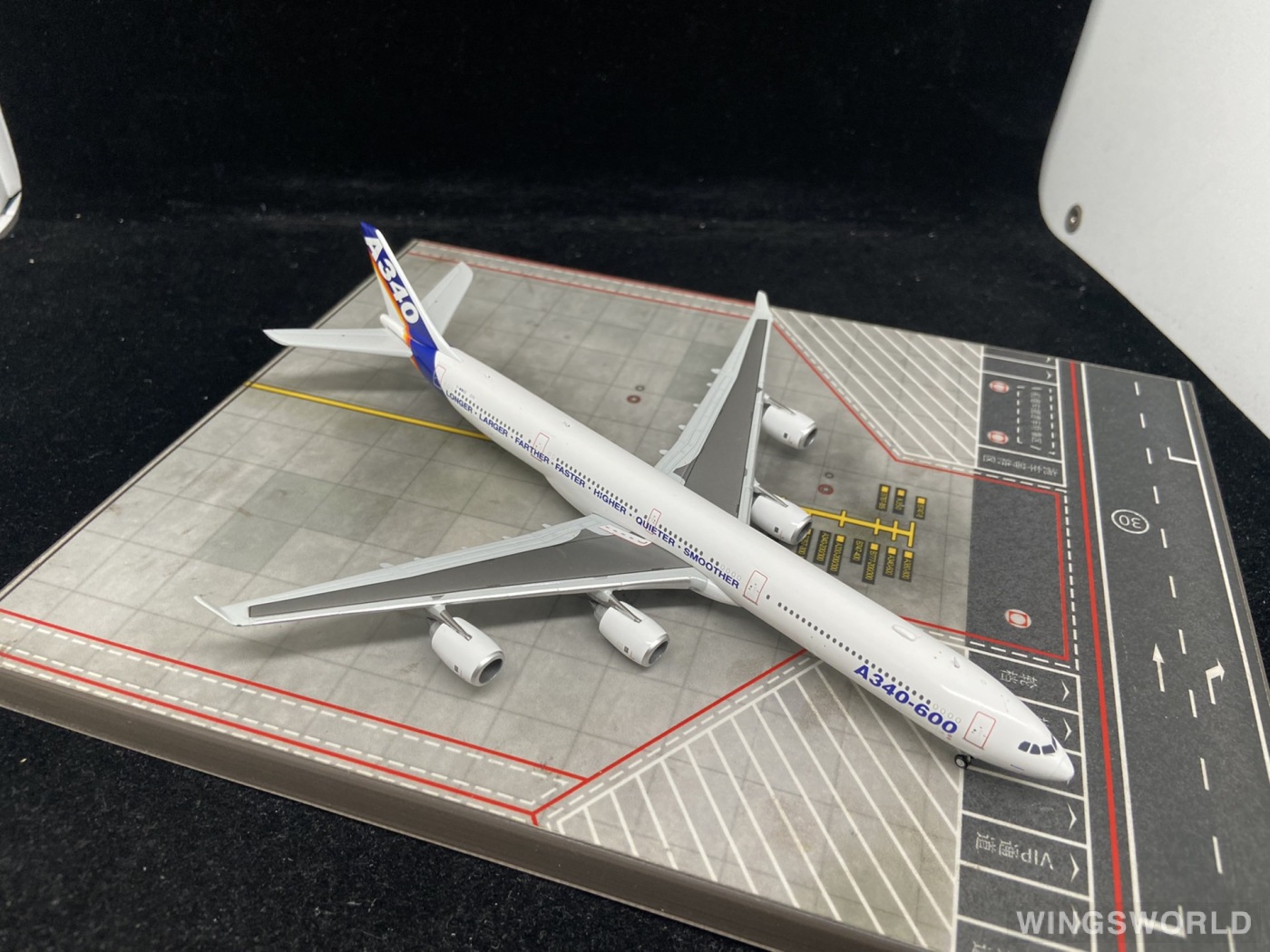 JC Wings 1:400 LH4167 Airbus 空中客车 Airbus A340-600 F-WWCC