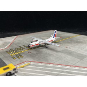 Cubana 古巴航空 Antonov An-26 CU-T1425  LH4345 JC Wings 1:400