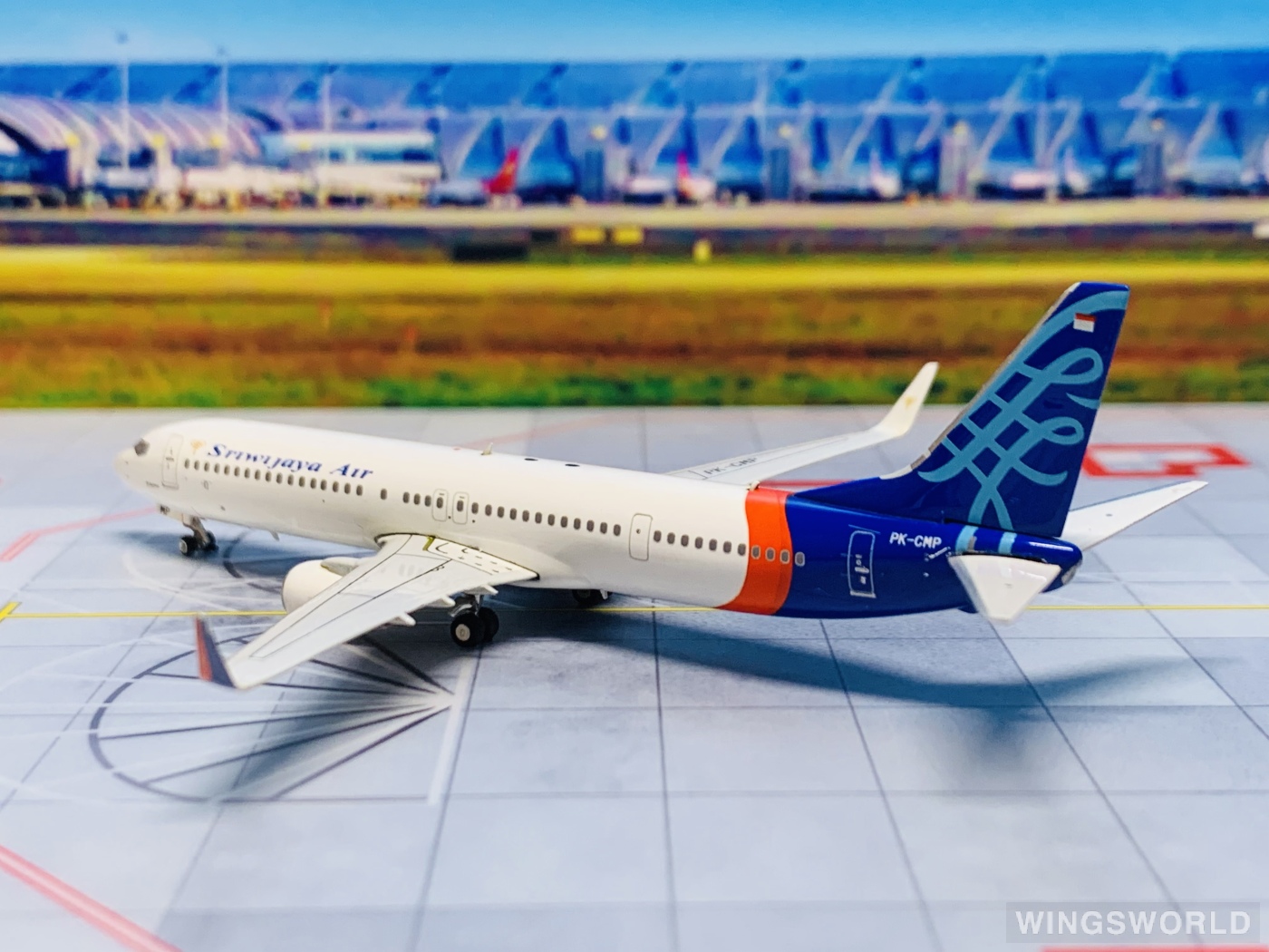 Phoenix 1:400 PH11214 Sriwijaya Air 三佛齐航空 Boeing 737-900 PK-CMP