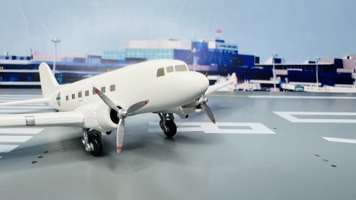 IJN Douglas DC-3 ツ-901  JN22015 Hogan 1:200