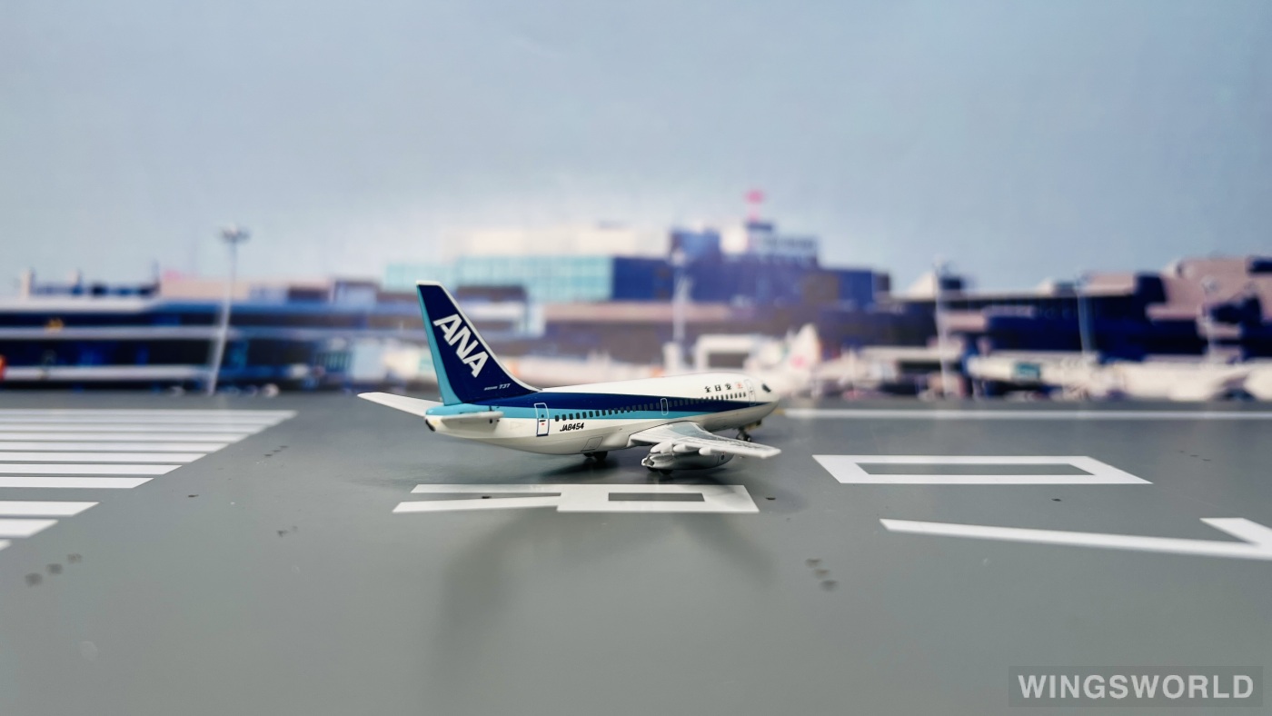 SMA 1:400 SMA040104 ANA 全日空 Boeing 737-200 JA8454