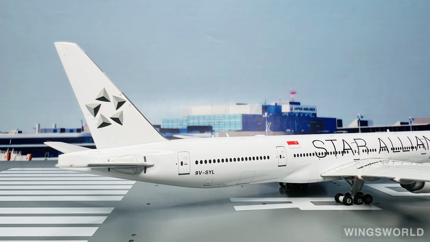 Phoenix 1:400 PH10930 Singapore Airlines 新加坡航空 Boeing 777-300 9V-SYL