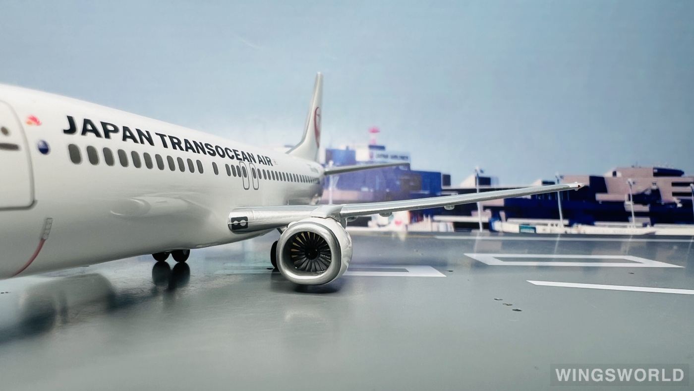 Hogan 1:200 BJQ1169 Japan Transocean Air 日本越洋航空 Boeing 737-400 JA8669