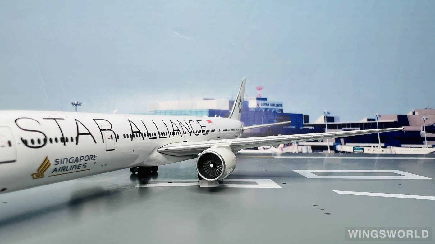 Phoenix 1:400 PH10930 Singapore Airlines 新加坡航空 Boeing 777-300 9V-SYL