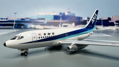 SMA 1/400 全日空 B737-200 #JA8454 SMA 1:400 Boeing 737-200 ANA 全日空SMA040104 JA8454 的相册- 飞机