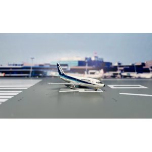 ANA 全日空 Boeing 737-200 JA8417  ACJA8417 AeroClassics 1:400