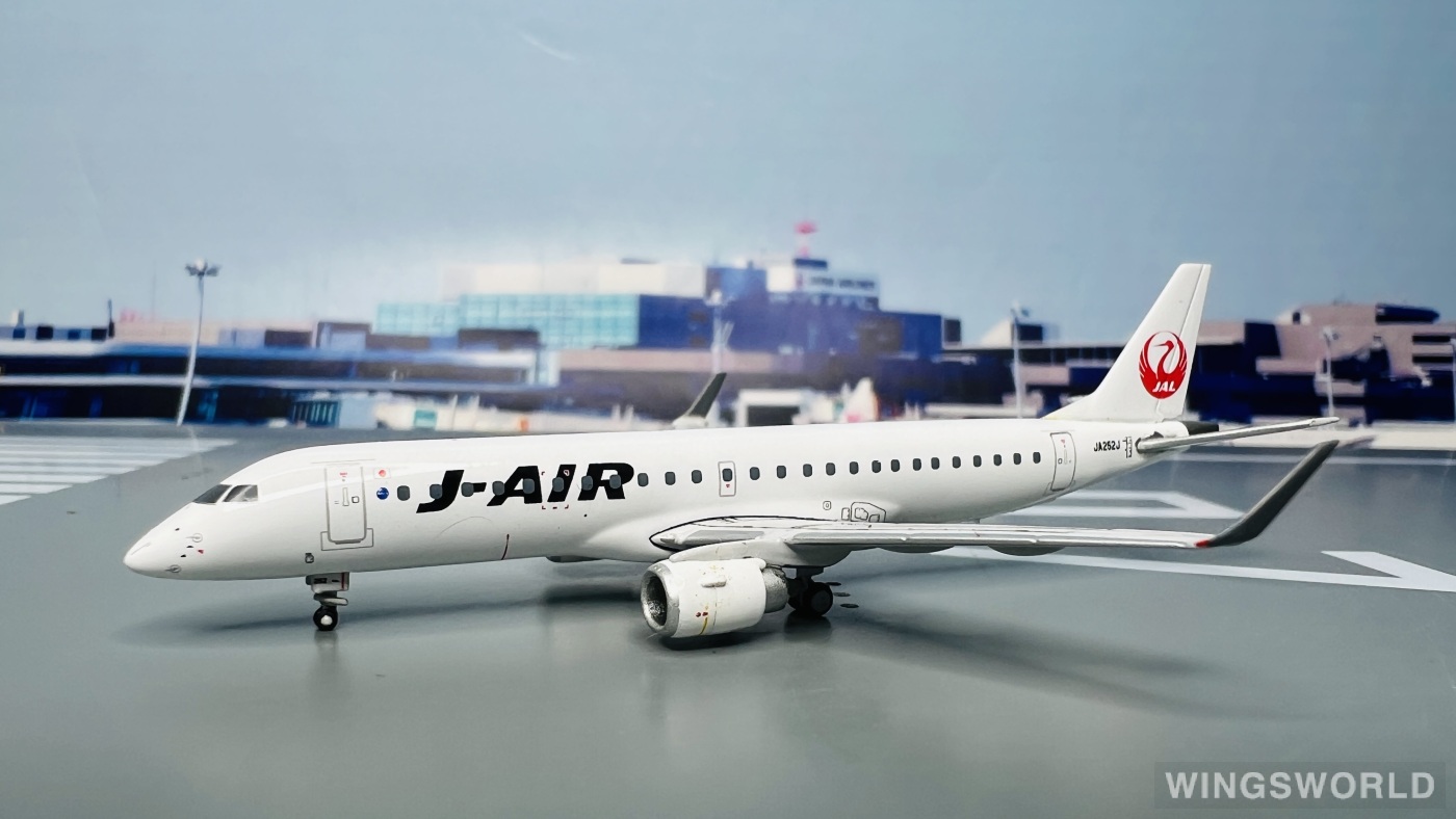 JC Wings 1:400 EW4190003 J-AIR Embraer ERJ-190 JA252J