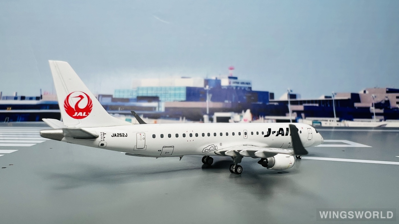 J-AIR EMBRAER190 模型 418K7c9ezcL.jpg_BO30,255,255,