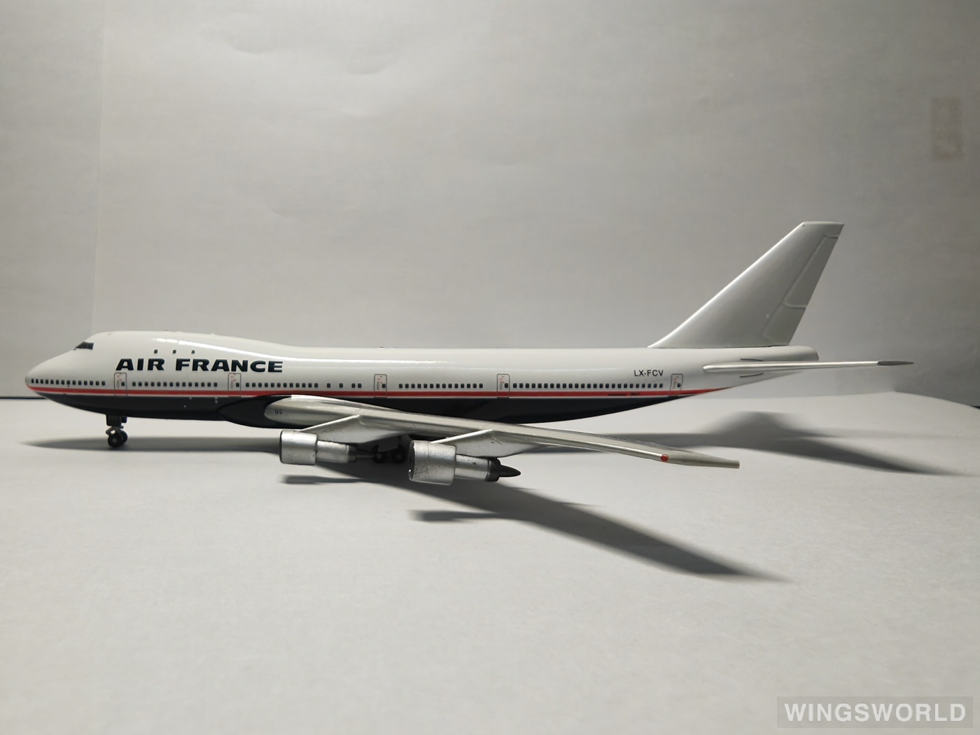 Magic 1:400 628633 Air France 法国航空 Boeing 747-100 LX-FCV